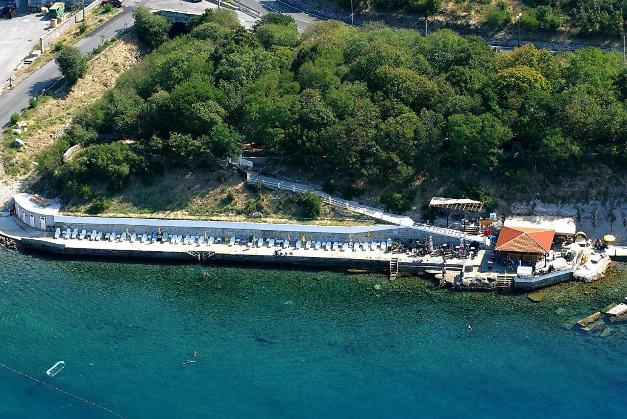 Apartment Seka Oldtown Senj  Buitenkant foto
