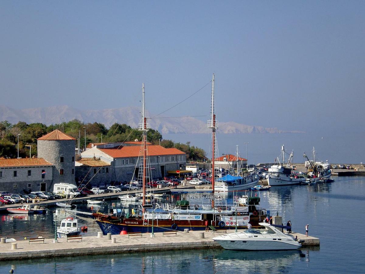 Apartment Seka Oldtown Senj  Buitenkant foto